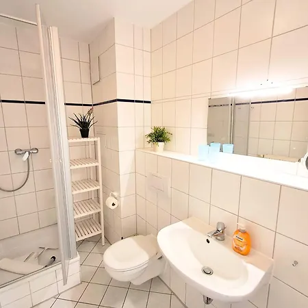 Meerzeit - Gartenwohnung 300m Vom * Ostseebad Kühlungsborn